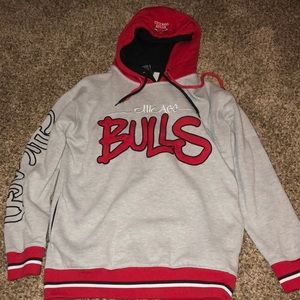 Bulls sweatshirt